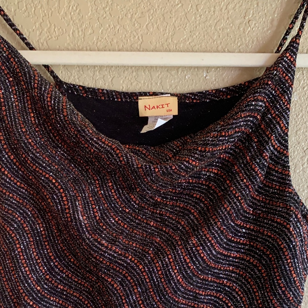 NICE TANK TOP